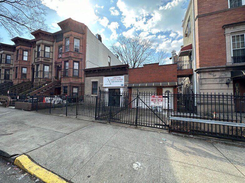 412 55th St, Brooklyn, NY à vendre - Photo principale – Image 1 sur 4