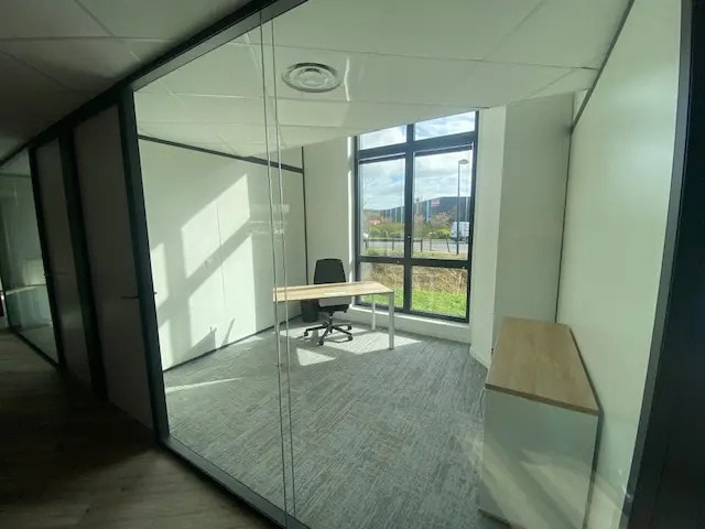 Bureau dans Taverny à louer Photo de l’immeuble– Image 1 sur 5