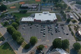 Plus de détails pour 927 S Broad St, Clinton, SC - Local commercial à louer