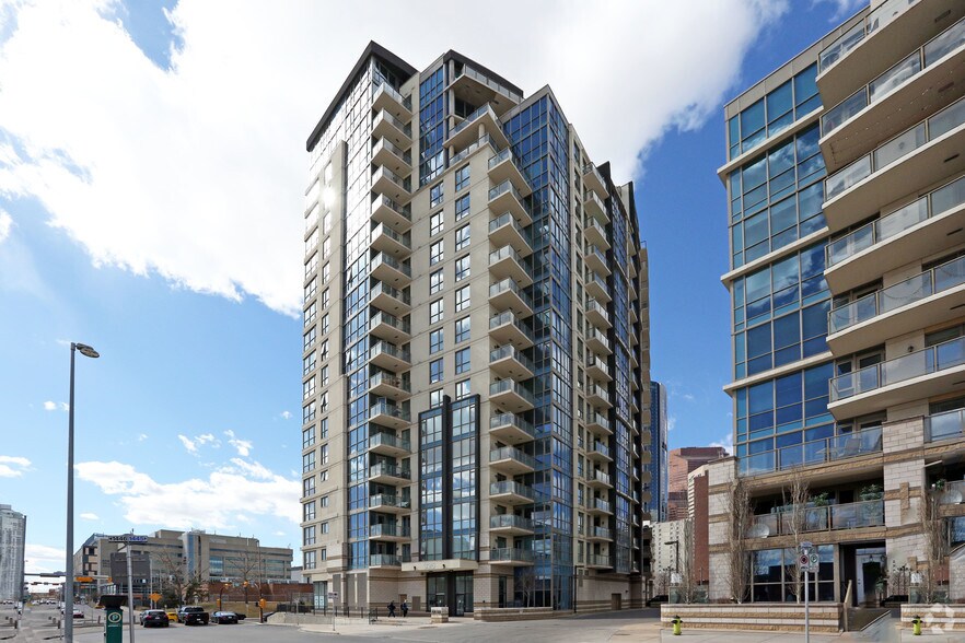 342 4th Ave SE, Calgary, AB à vendre - Photo de l’immeuble – Image 2 sur 16