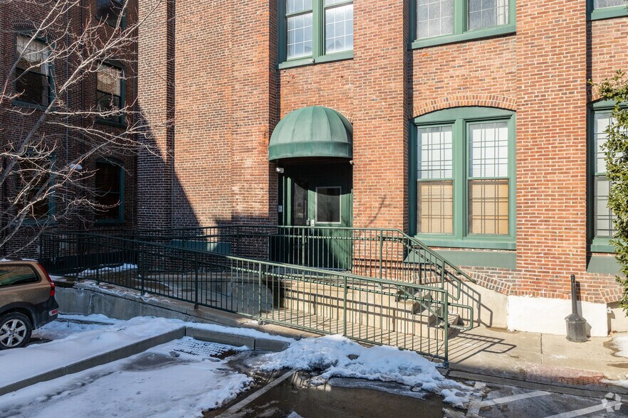 200 Lincoln Ave, Phoenixville, PA à louer - Photo de l’immeuble – Image 3 sur 4