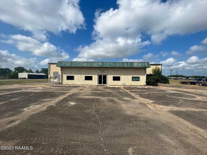1112 W 90 Hwy, New Iberia, LA à vendre - Photo de l’immeuble – Image 2 sur 19