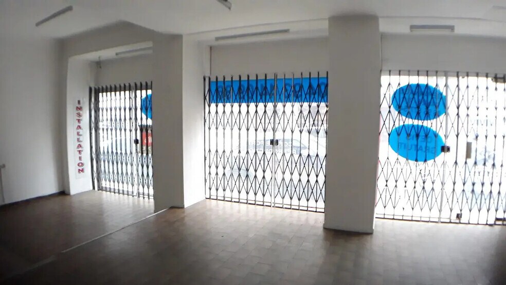 Local commercial dans Nice à louer - Photo intérieure – Image 2 sur 4