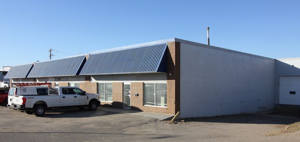 305 Macdonald Cres, Fort McMurray, AB à louer - Photo principale – Image 1 sur 3