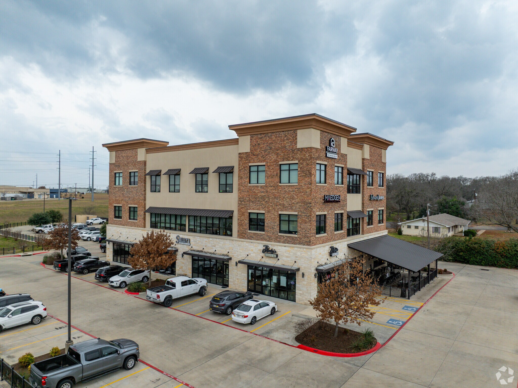 127 Lake Rd, Belton, TX à louer Photo principale– Image 1 sur 8