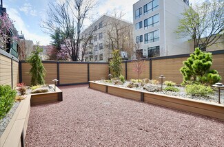 Plus de détails pour 557 1st St, Hoboken, NJ - Local commercial à louer