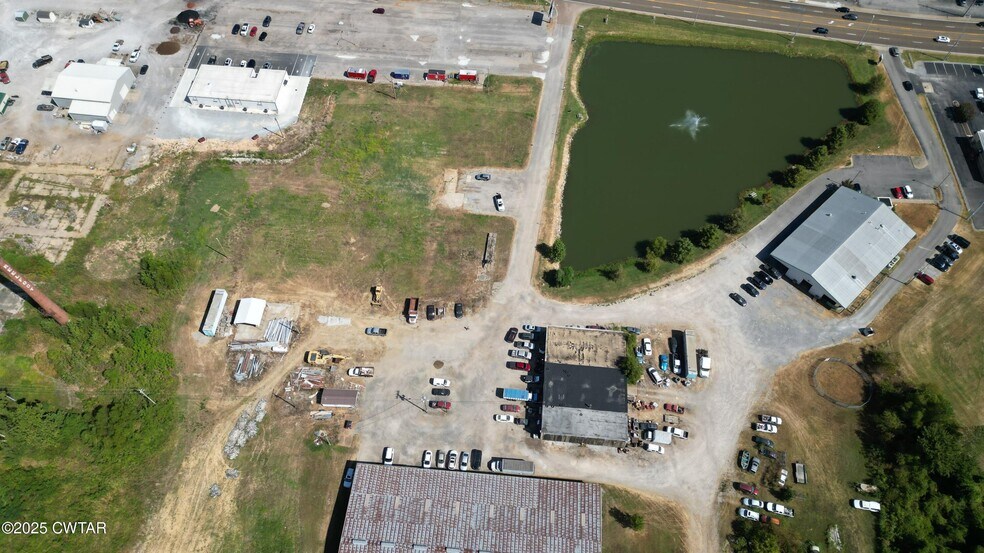 410 W Reelfoot Ave, Union City, TN à vendre - Photo de l’immeuble – Image 2 sur 8