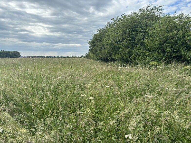 Downham Rd, Outwell à vendre - Photo de l’immeuble – Image 2 sur 4