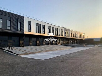 Plus de détails pour Industriel/Logistique à louer