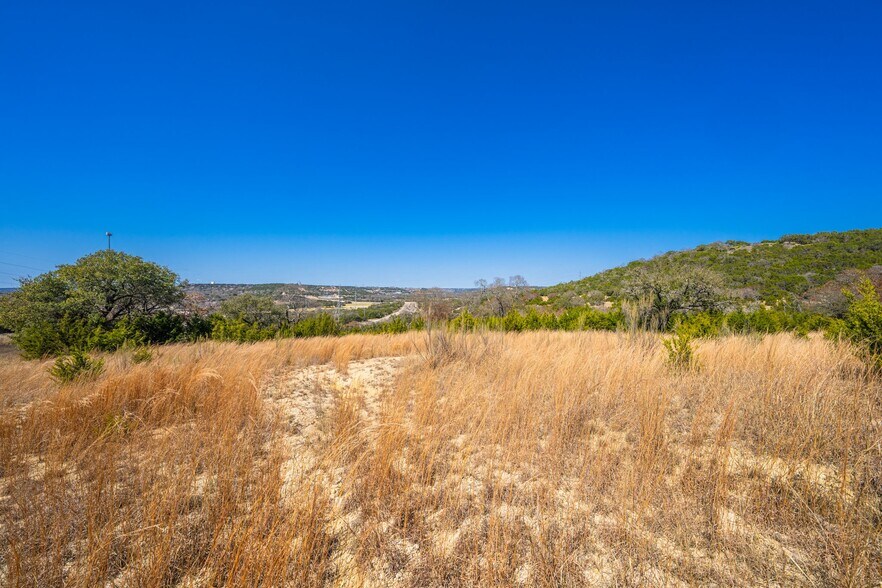 0000 Holdsworth Drive, Kerrville, TX à vendre - Photo de l’immeuble – Image 2 sur 14