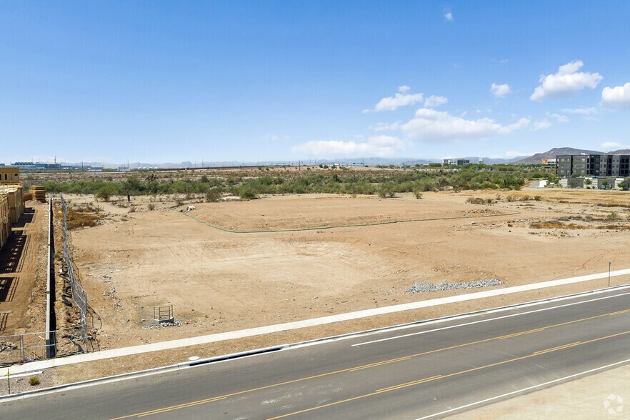 32600 N 29th Ave, Phoenix, AZ à vendre - Photo de l’immeuble – Image 1 sur 17