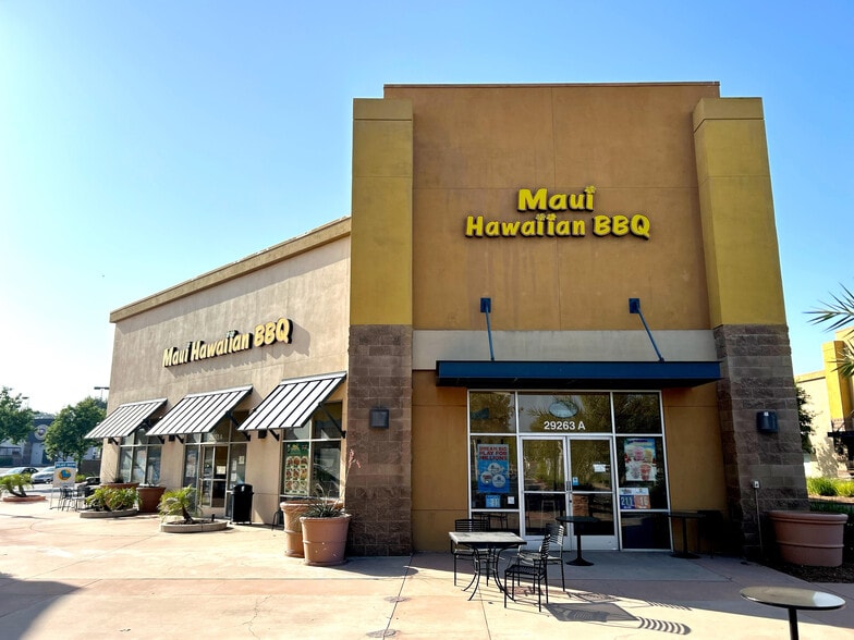 29261 Central Ave, Lake Elsinore, CA à louer - Photo de l’immeuble – Image 2 sur 3