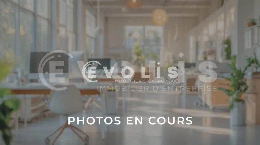 Bureau dans Ivry-sur-Seine à vendre - Photo de l’immeuble – Image 1 sur 2