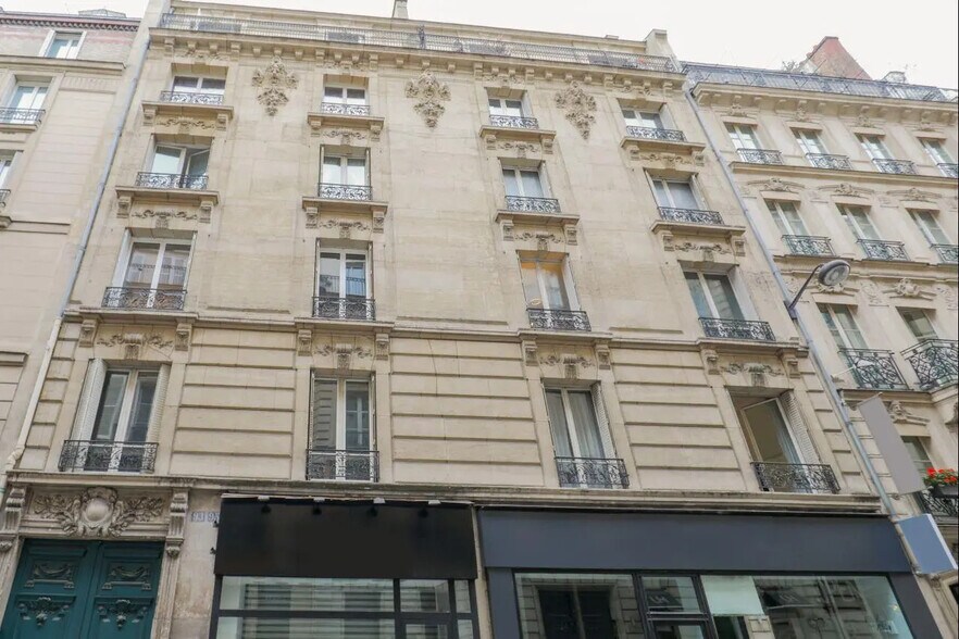 93 Rue La Boétie, Paris à louer - Photo de l’immeuble – Image 1 sur 2