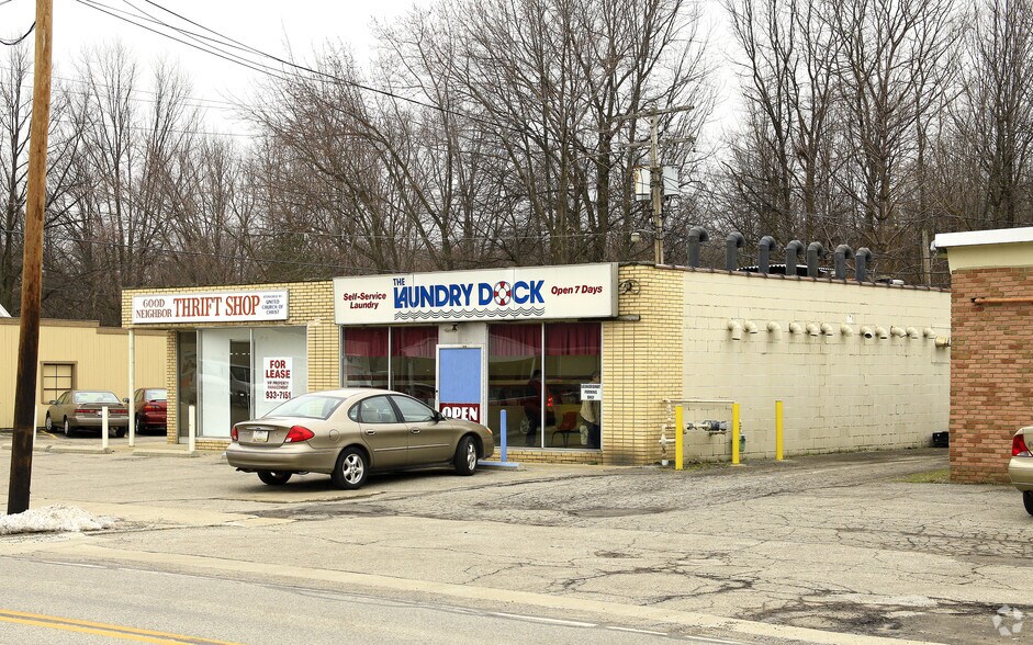 140 Lear Rd, Avon Lake, OH à vendre - Photo de l’immeuble – Image 2 sur 9