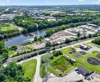 Plus de détails pour 358 River Rd, Bridgeport, PA - Industriel/Logistique à vendre