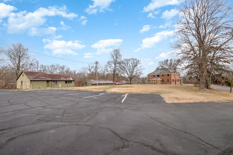 1805 Miles Rd, Cincinnati, OH à vendre - Photo de l’immeuble – Image 3 sur 8