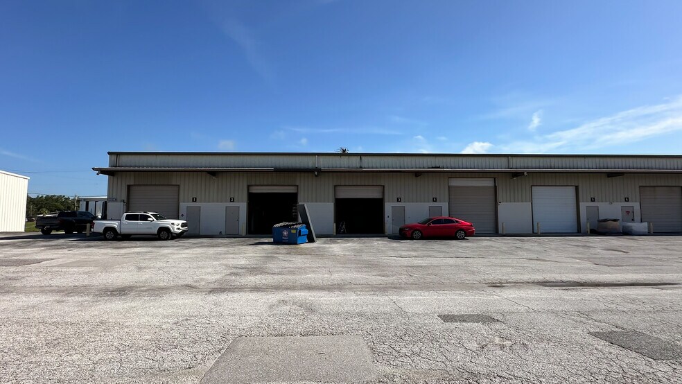 3120-3126 Reynolds Rd, Lakeland, FL à louer - Photo de l’immeuble – Image 3 sur 13
