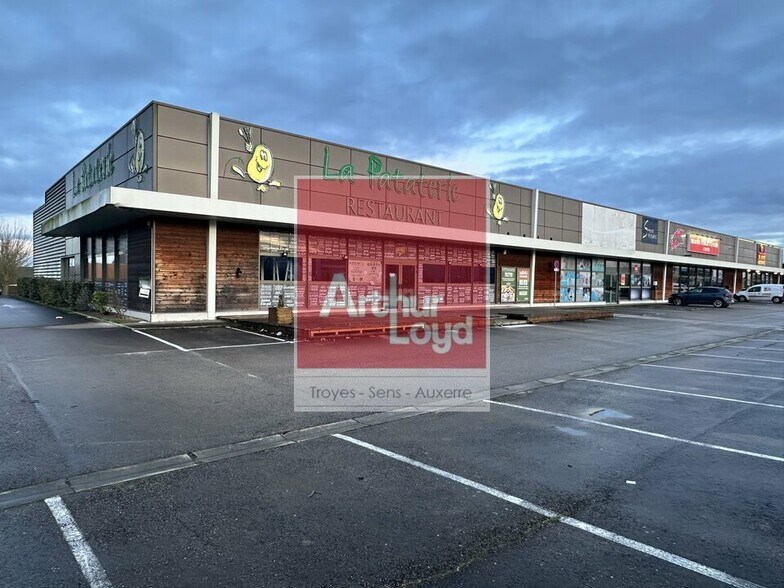 Local commercial dans Troyes à vendre - Photo de l’immeuble – Image 1 sur 1