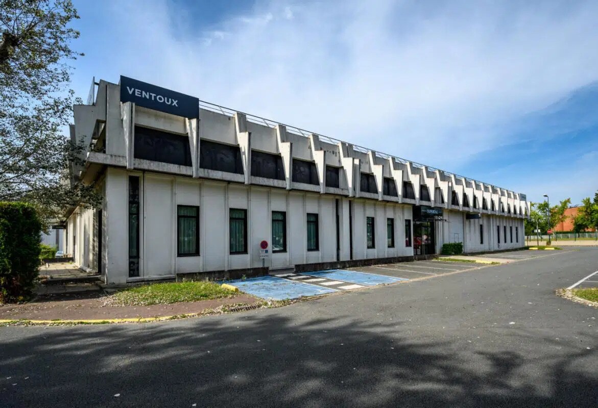 Industriel/Logistique dans Évry-Courcouronnes à louer Photo de l’immeuble– Image 1 sur 12