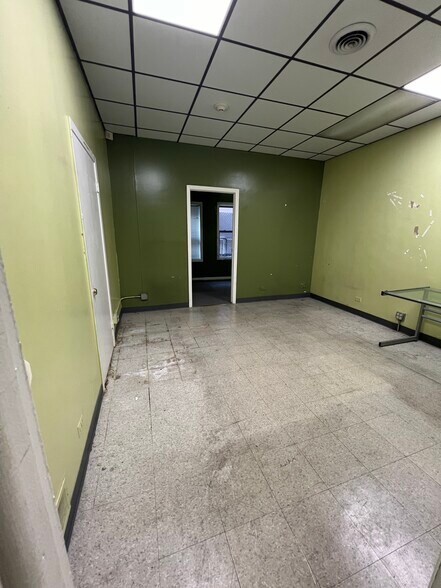 116-118 S York St, Elmhurst, IL à louer - Photo de l’immeuble – Image 2 sur 7