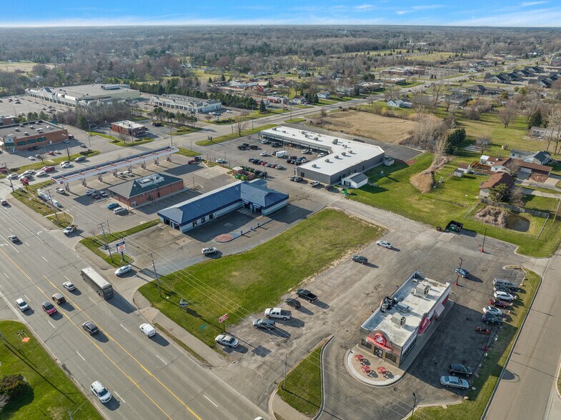 4480 Corunna Rd, Flint, MI à louer - Aérien – Image 3 sur 11