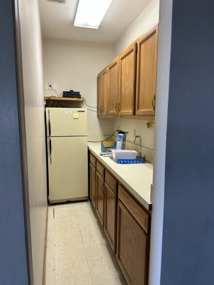 600 Roanoke St, Salem, VA à louer - Photo de l’immeuble – Image 3 sur 10