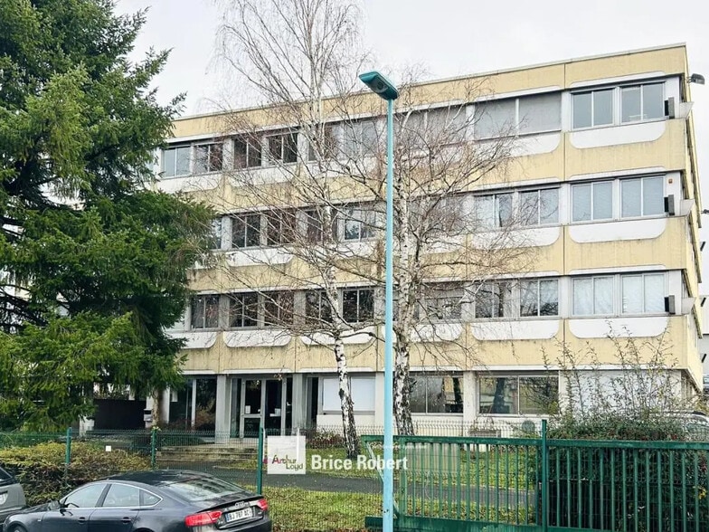 8 Chemin Des Joncs, Dardilly à vendre - Photo de l’immeuble – Image 3 sur 4