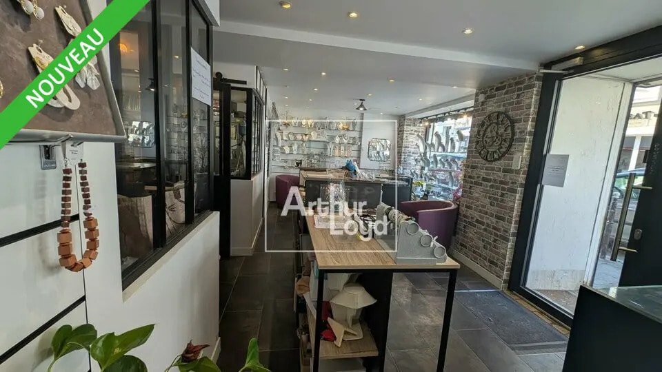 Local commercial dans Brie-Comte-Robert à louer - Photo de l’immeuble – Image 3 sur 3