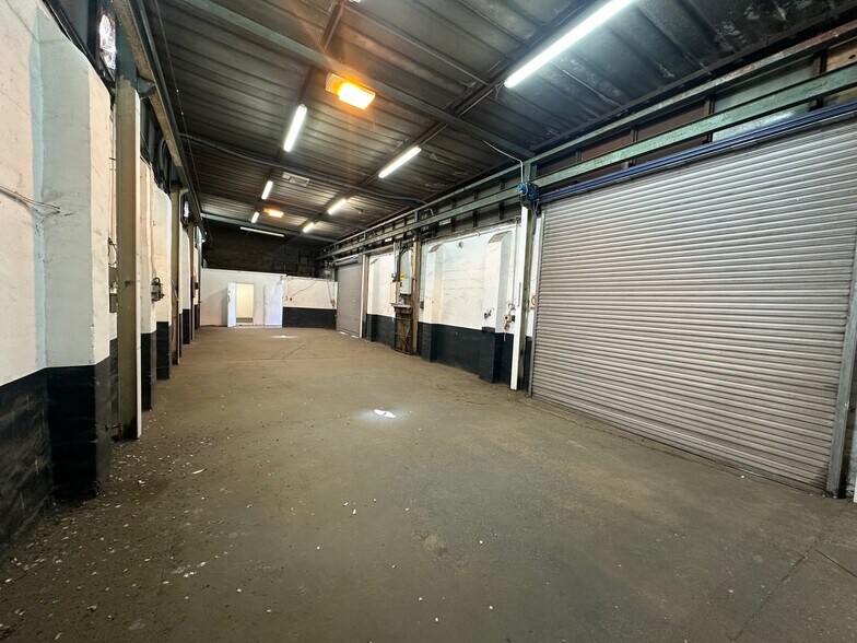 210 Glasgow Rd, Rutherglen à louer - Photo de l’immeuble – Image 3 sur 5