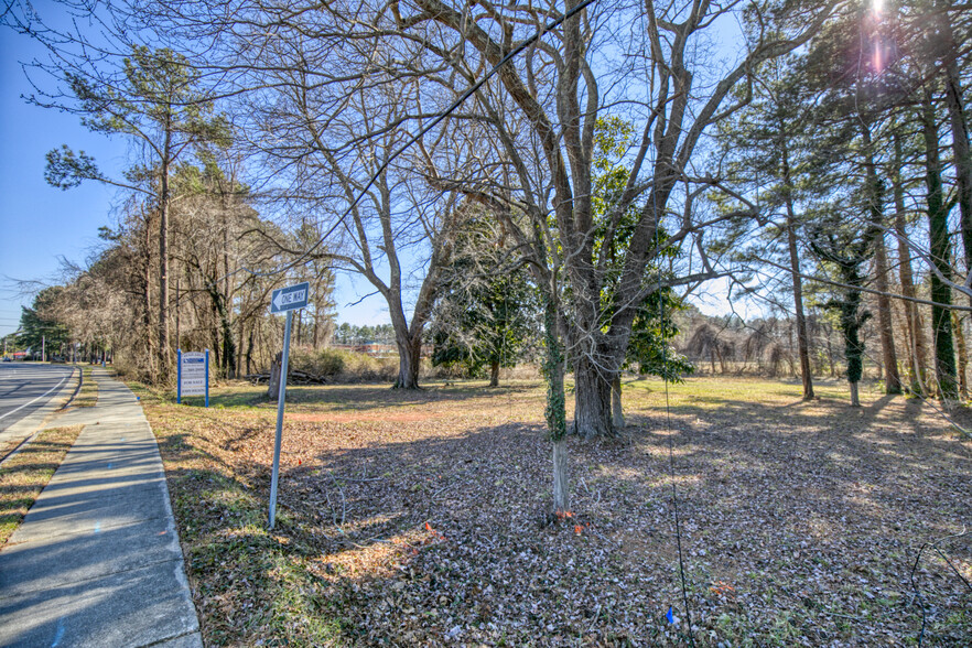 7829 Richmond Rd, Toano, VA à vendre - Photo de l’immeuble – Image 3 sur 13