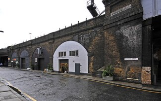 Plus de détails pour 895-899 Holyrood St, Londres - Local commercial à louer