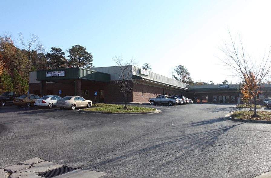 1570-1584 Williamson Rd, Griffin, GA à louer - Photo de l’immeuble – Image 2 sur 7