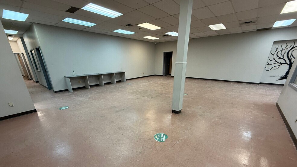 574 Erin St, Winnipeg, MB à louer - Photo intérieure – Image 2 sur 11