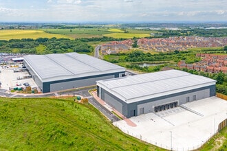 100 Whistler Dr, Castleford, WYK - Vue aérienne  vue de carte