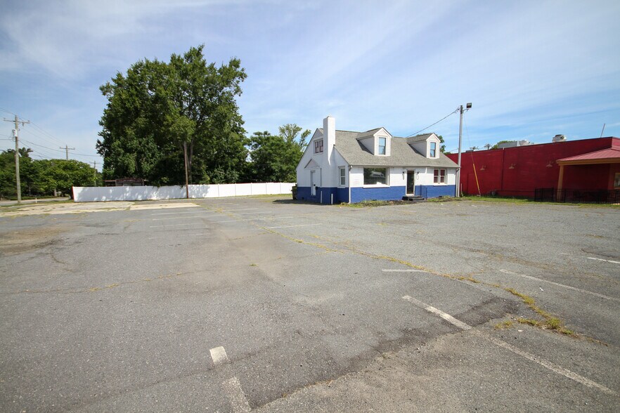 1909 Cherry Rd, Rock Hill, SC à vendre - Photo de l’immeuble – Image 2 sur 16