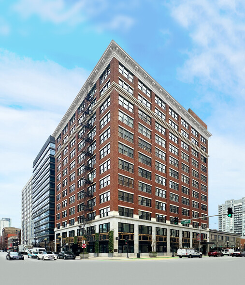 500 N Dearborn St, Chicago, IL à louer - Photo de l’immeuble – Image 1 sur 5