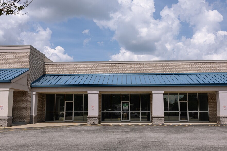 2300 Pamplico Hwy, Florence, SC à louer - Photo de l’immeuble – Image 2 sur 8