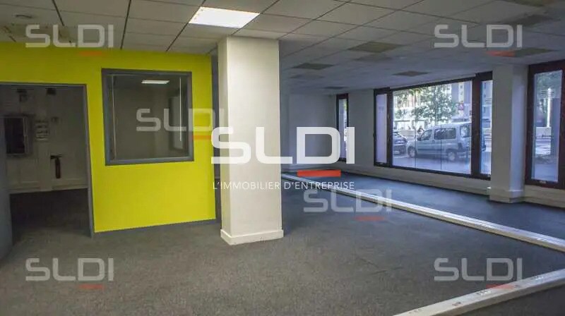 Bureau dans Lyon à louer - Photo de l’immeuble – Image 2 sur 13