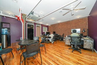 247 W 36th St, New York, NY à louer Photo intérieure– Image 1 sur 4