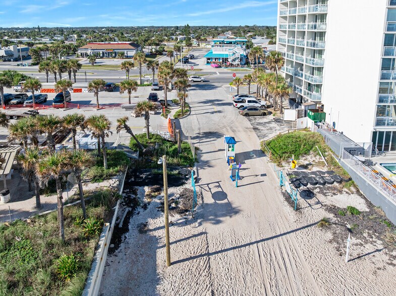 790 S Atlantic Ave, Ormond Beach, FL à vendre - Photo de l’immeuble – Image 3 sur 58