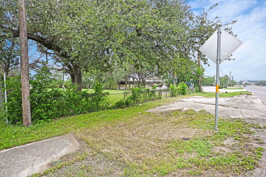 1426 S State Highway 46, New Braunfels, TX à vendre - Autre – Image 2 sur 9