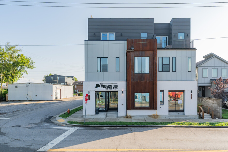 5918 Morrow Rd, Nashville, TN à vendre - Photo principale – Image 1 sur 26