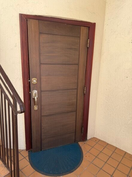 4627 Ponce de Leon Blvd, Coral Gables, FL à louer - Photo de l’immeuble – Image 2 sur 56