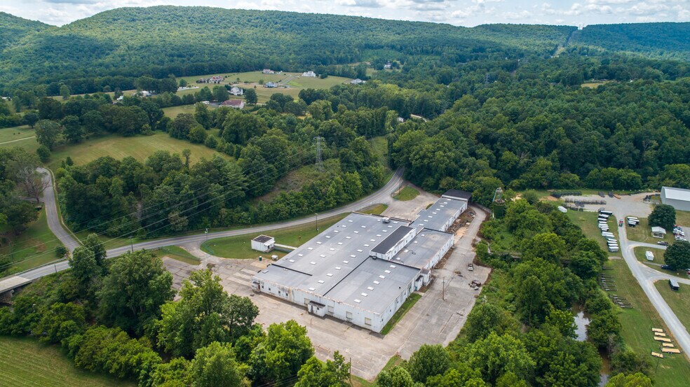2785 Grassy Hill Rd, Rocky Mount, VA à vendre - Photo de l’immeuble – Image 2 sur 4