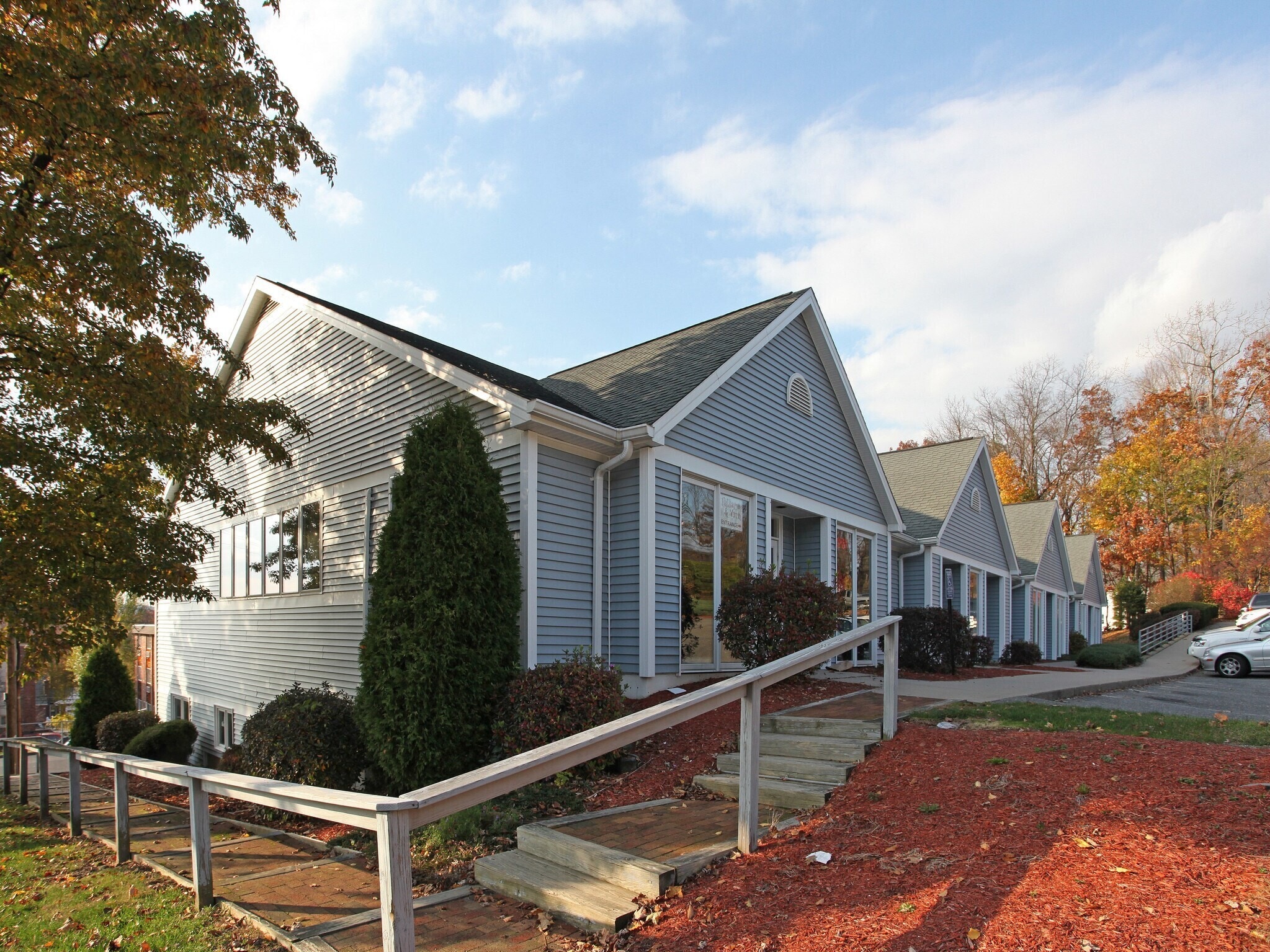 733 E Main St, Torrington, CT à louer Photo intérieure– Image 1 sur 1