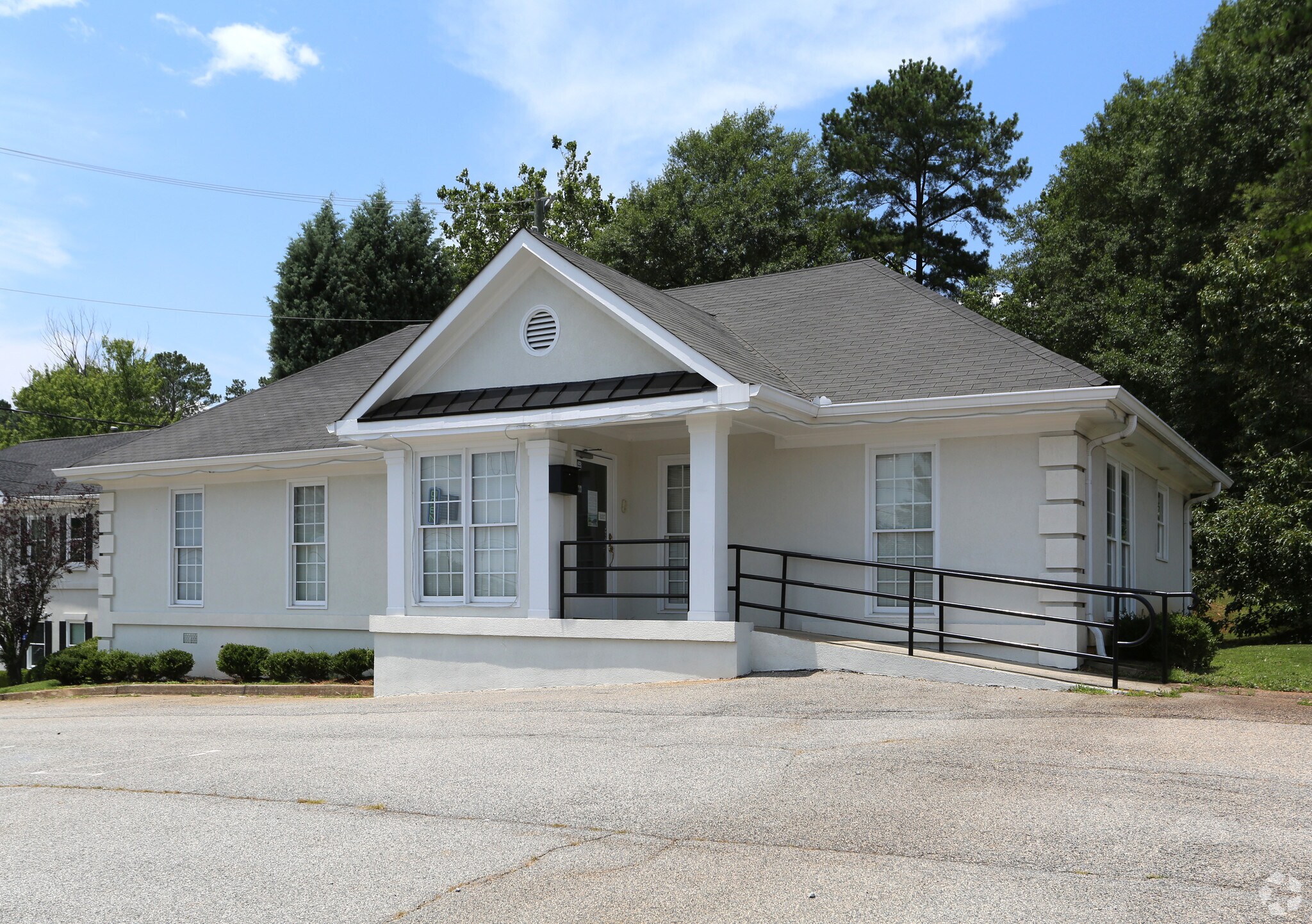 3824 Austell Rd SW, Marietta, GA à louer Photo de l’immeuble– Image 1 sur 8