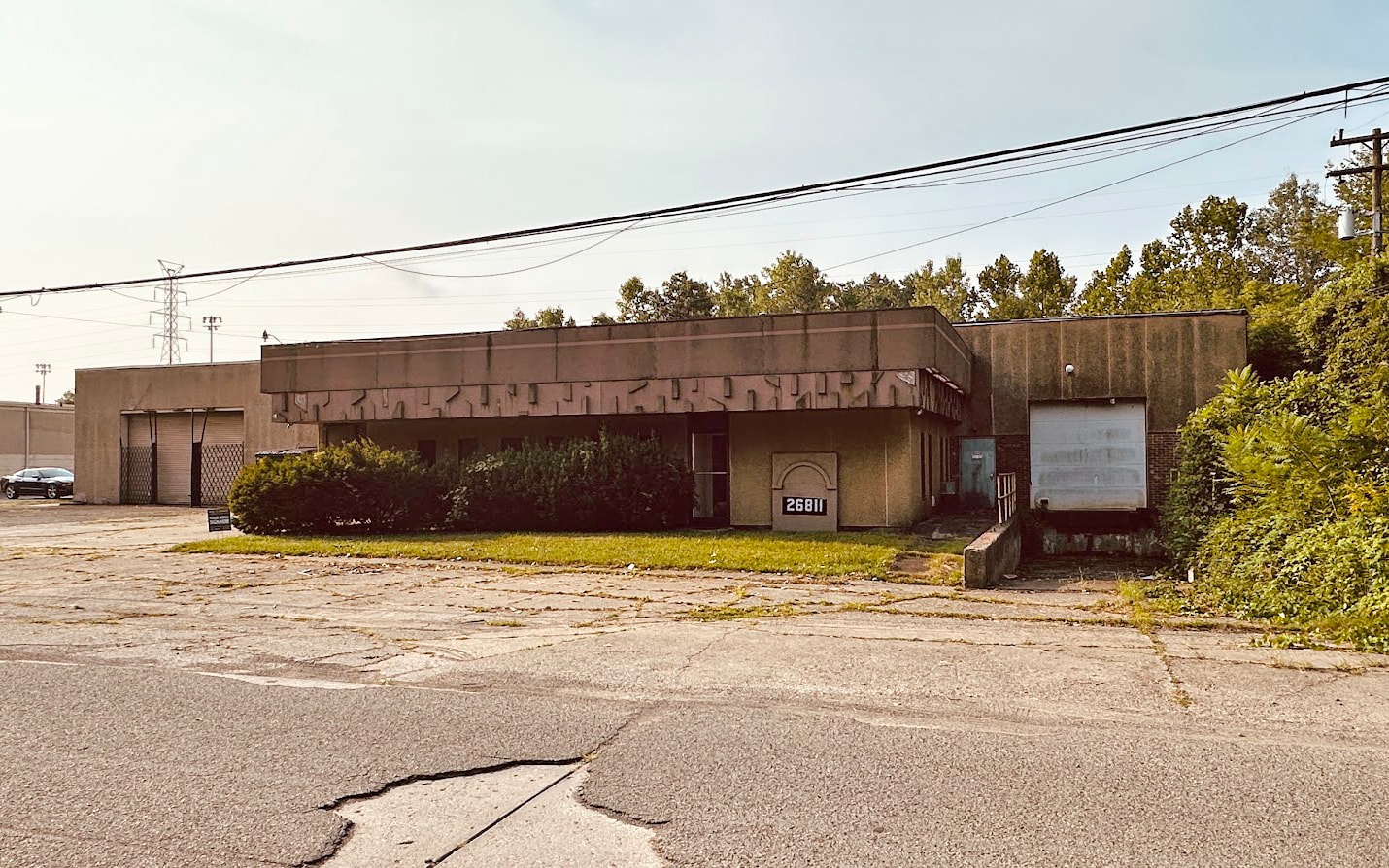 26811 Fullerton St, Redford Township, MI à vendre Photo principale– Image 1 sur 9