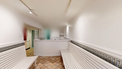 348 E 9th St, New York, NY à louer Numérisation 3D Matterport– Image 1 sur 9