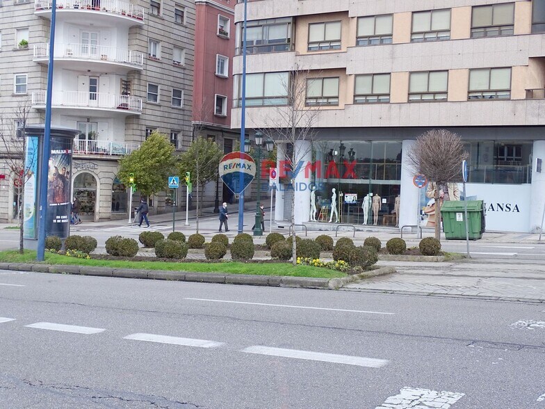 Local commercial dans Vigo, Pontevedra à louer - Photo de l’immeuble – Image 2 sur 34